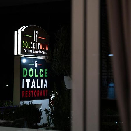Dolce Italia Hotel Radhimë Eksteriør billede